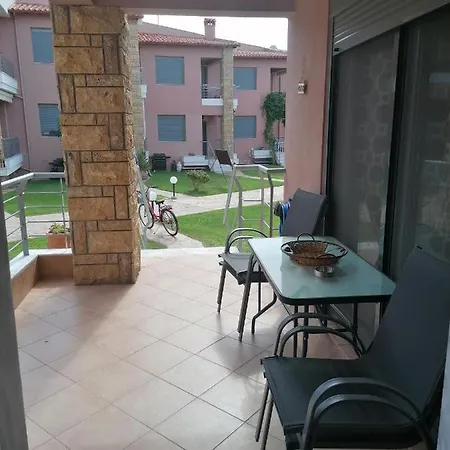 Enoikiazomena Diamerismata Mezonetes Giannakoudis νο5 Nikiti (Sithonia)